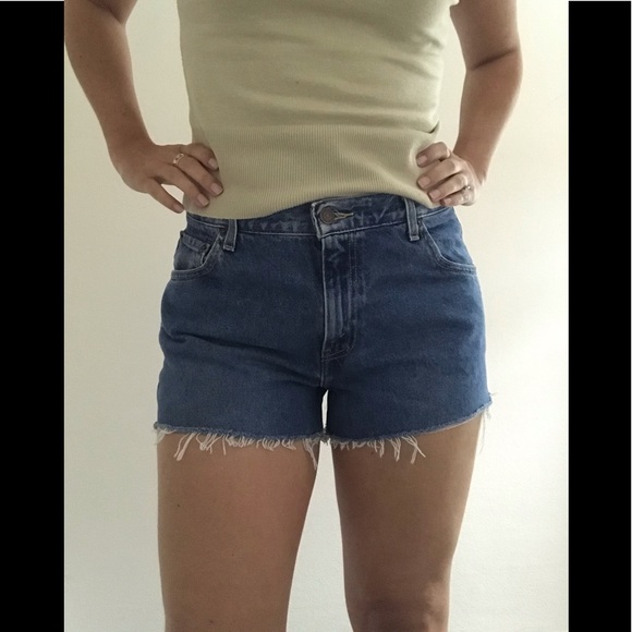 Vintage Levi’s cutoff jeans relaxed fit boyfriend - Picture 2 of 6